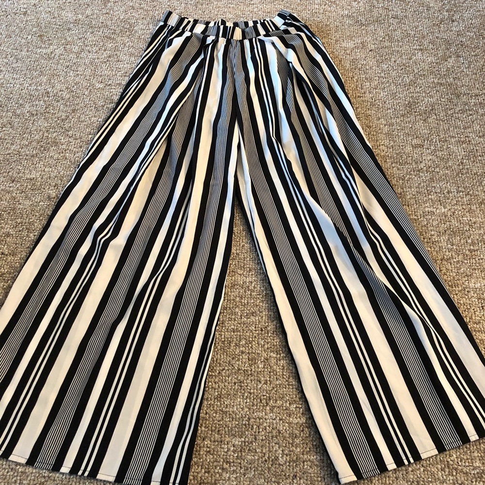 H&M wide leg striped pants - size 2